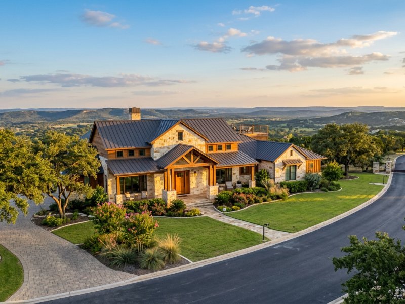 Summit Estates at Fischer